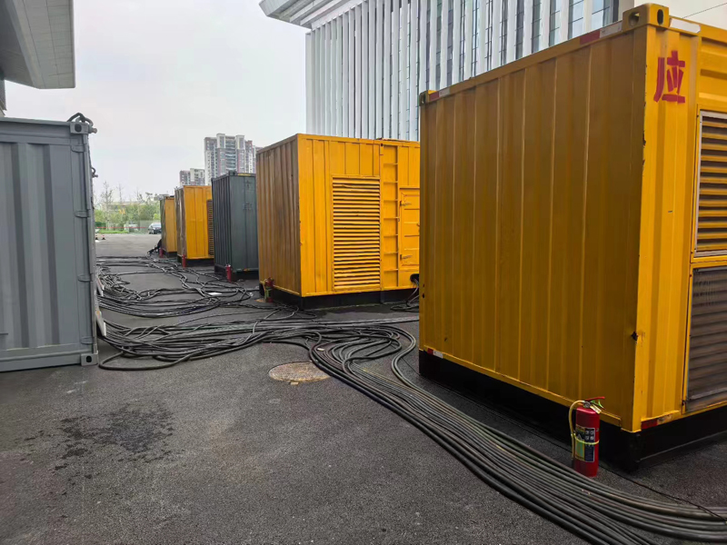 壤塘柴油发电机组冬季保养有哪些注意事项？